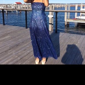 Macy's Dresses - Prom Dress, I’ve only wore it once! Macy's Dresses - Prom Dress, I’ve only wore it once!